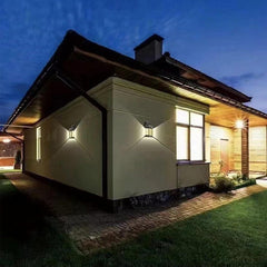 Solar Light Outdoor Wall Light - MeraPopi